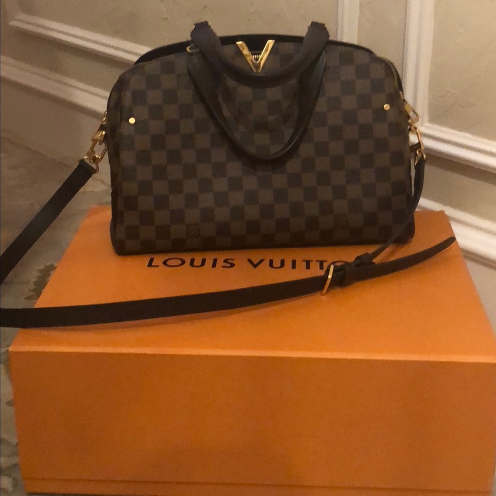 Louis Vuitton Purse with Box and Bag